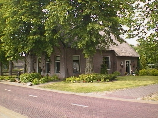 Dorpsstraat_1_Ees_6.jpg