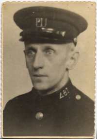PergerJuliusLouisHugo_1891.jpg PergerJuliusLouisHugo_1891.jpg